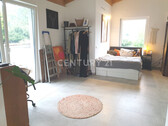 Schlafzimmer mit Zugang zum Balkone - 