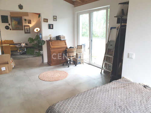Schlafzimmer / Home Office - 