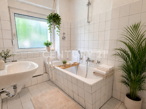 Badezimmer - Virtuelles Staging - 