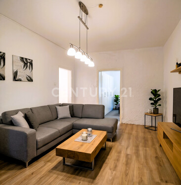 2.OG Wohnzimmer (Möbel KI bearbeitet) - 