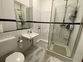 Mit Dusche und WC - 