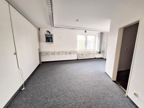 Büroraum mit Küche - 8 Zimmer Büro in Bochum