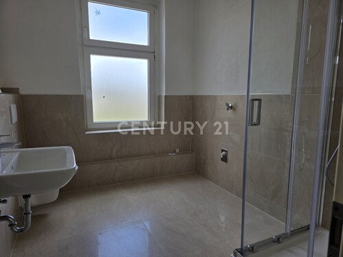 Badezimmer - 3 Zimmer Etagenwohnung zur Miete in Dortmund