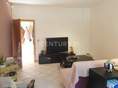 Wohnzimmer hinten - 2 Zimmer Etagenwohnung zur Miete in Dortmund