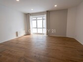 Arbeitszimmer oder zweiter Wohnbereich - 