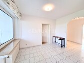 Essbereich mit angrenzender Loggia - 