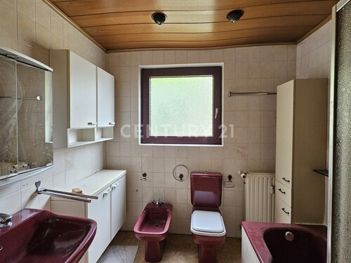 Erdgeschoss-rechs-Bad - 
