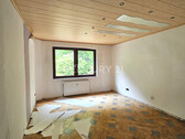 1. Obergeschoss-rechts-Schlafzimmer - 