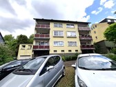 Rückansicht mit Stellplatz - 
