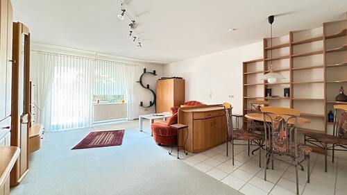 Wohnzimmer mit Essbereich - 