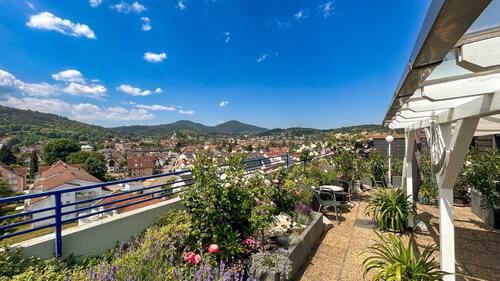 Blick zum Merkur - 3 Zimmer Penthouse in Gernsbach