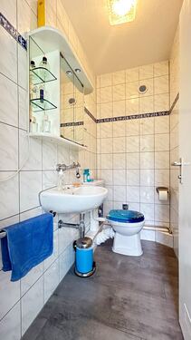 separates WC - 
