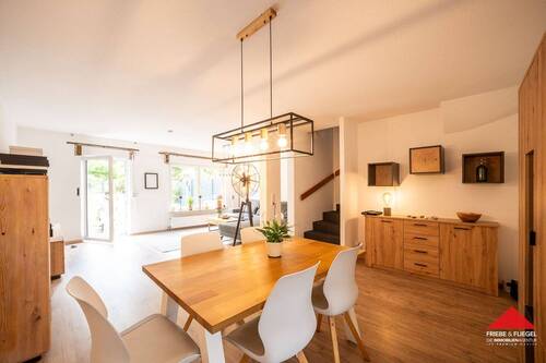 Wohnen/ Essen - Reihenendhaus mit 96,00 m&sup2; in Wuppertal zum Kaufen