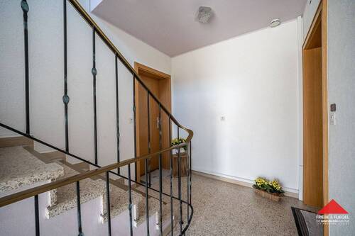 Hausflur - 3 Zimmer Etagenwohnung in Kierspe