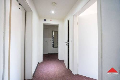 Flur - Etagenwohnung mit 83,00 m&sup2; in Kierspe zum Kaufen