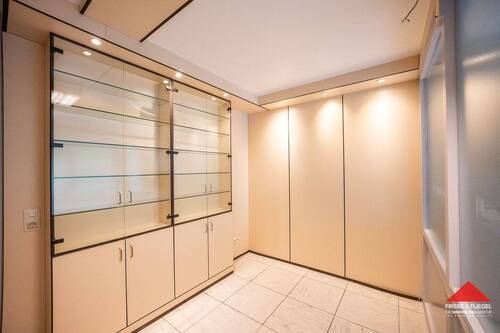 Zimmer 2 - 