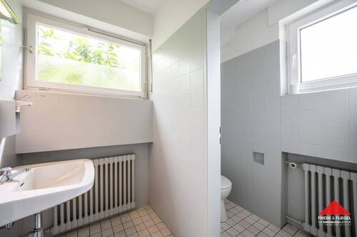 WC - 
