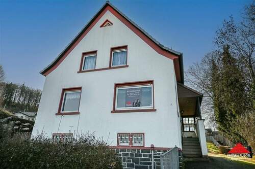 Außenansicht - 4 Zimmer Mehrfamilienhaus, Wohnhaus zum Kaufen in Kierspe