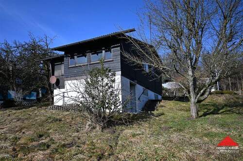 Außenansicht - 3 Zimmer Mehrfamilienhaus, Wohnhaus zum Kaufen in Meinerzhagen