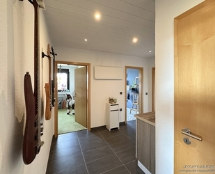JÄSCHKE - Großzügige 4-Zimmer-Dachgeschosswohnung mit Gartenanteil und Garage - Aachen / Nütheim