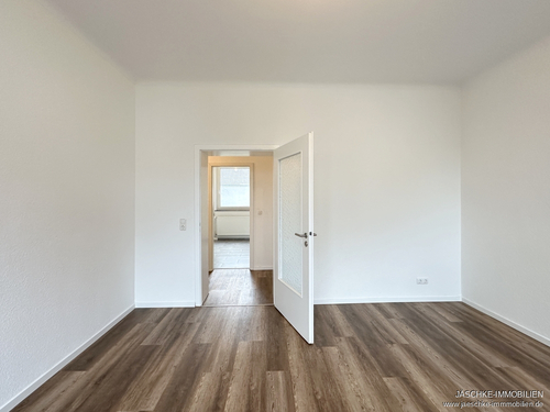 Zimmer I - 3 Zimmer Etagenwohnung in Aachen