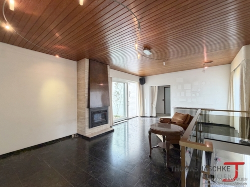 Wohnhalle - Einfamilienhaus mit 179,12 m&sup2; in Roetgen / Rott zum Kaufen