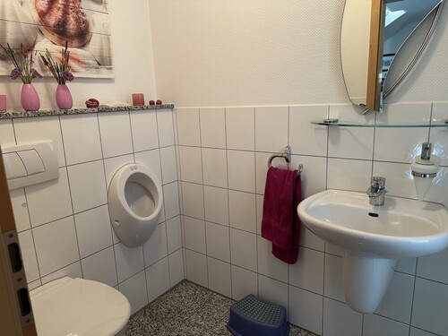 WC - 