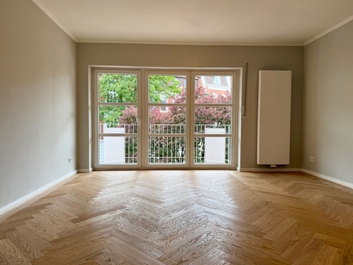 Wohn-/Esszimmer - Modern wohnen. Stilvoll leben. Exklusiv saniert.