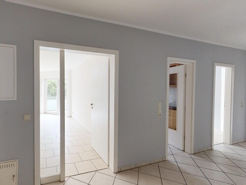 Flur - Etagenwohnung mit 81,52 m&sup2; in Beckum zum Kaufen