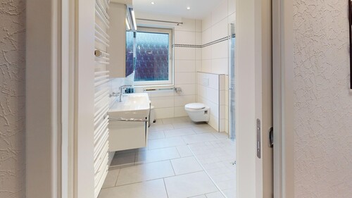 Duschbad - Zweifamilienhaus mit 273,00 m² in Münster / Hiltrup zum Kaufen