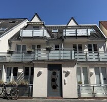 Norderney: Damenpfad! Bezugsfreie 3-Zimmerwohnung mit 2 Balkonen