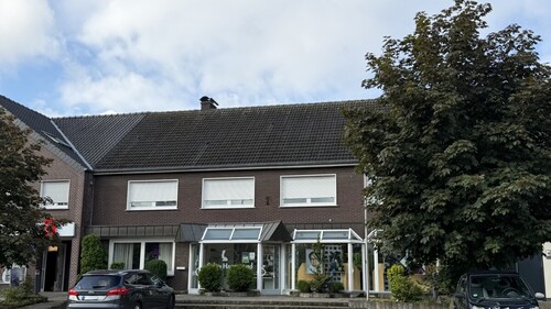 Ansicht Friseur - 4 Zimmer Einfamilienhaus in Ahlen