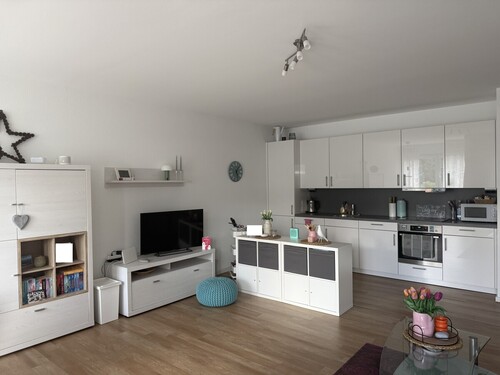 Blick auf die Einbauküche - Etagenwohnung mit 71,42 m&sup2; in Münster zur Miete