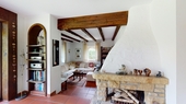 Offener Kamin im Splitlevel-Bereich - 
