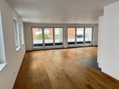 Blick in den Wohn- und Essbereich - 4 Zimmer Etagenwohnung zur Miete in Münster