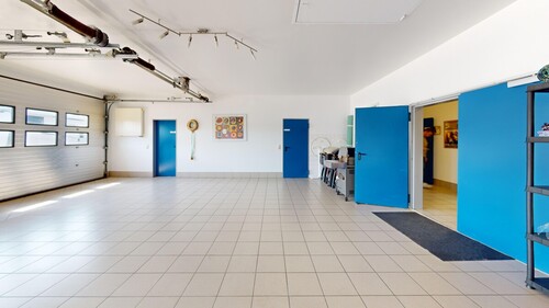 Garage - 