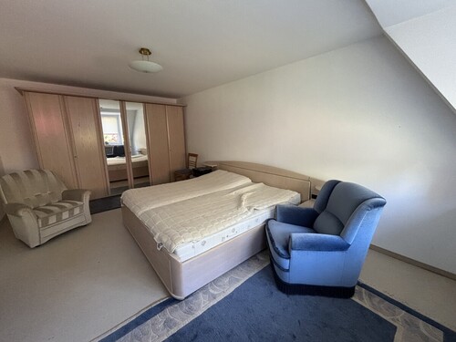 Zimmer 1 - 