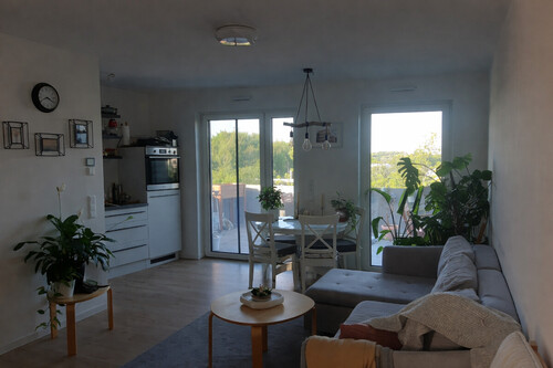 Wohn- und Esszimmer - Ankommen und wohlfühlen – 2-Zimmer-Wohnung mit zwei Dachterrassen in Gievenbeck!