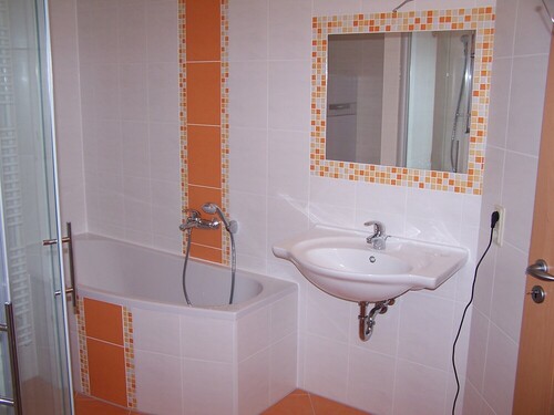 Badezimmer --> - 