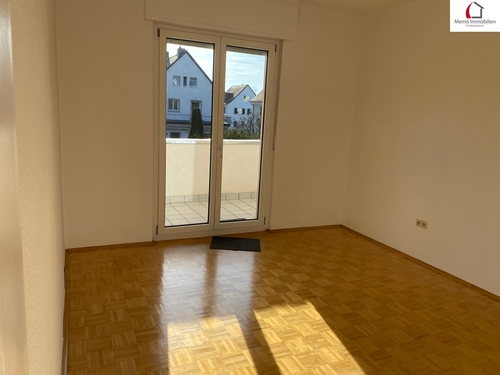 Zimmer 1 - 4 Zimmer Etagenwohnung in Karlsruhe