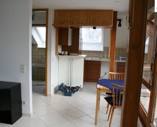 °°° MODERNE DACHGESCHOSSWOHNUNG MIT TERRASSE, TGL-BAD, EINBAUKÜCHE UND TIEFGARAGE °°° - Karlsbad