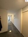 Diele mit Marmorfliesen - 
