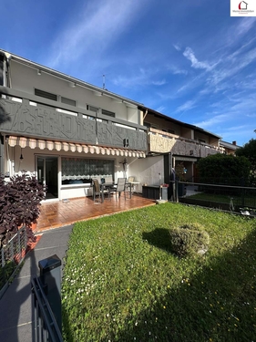 Terrasse mit Garten - 