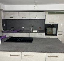 °°° FRISCH SANIERTE 2,5 ZIMMER SOUTERAIN-WOHNUNG MIT EINBAUKÜCHE; GARTENANTEIL,TERRASSE u. STELLPLATZ °°° - Sandhausen