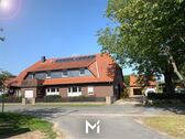 Straßenansicht - Sehr großzügiges Bauernhaus auf 2 Etagen mit viel Platz - Pferdehaltung möglich!