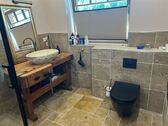Bad mit Dusche - 