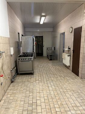 Flur im Mitteltrakt - 