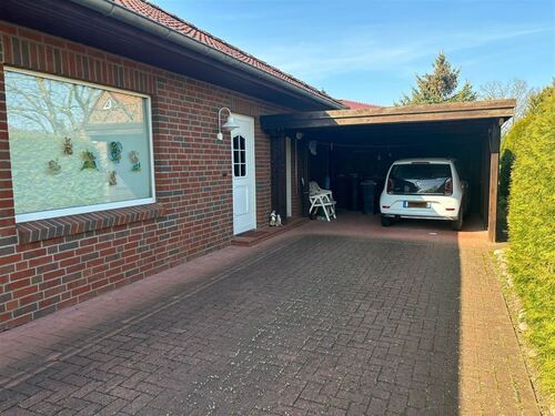 Hof/Carport - 