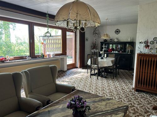 Wohnzimmer mit Anbindung zur Terrasse - 