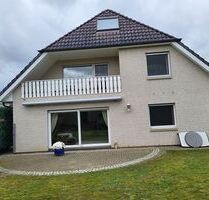 Junges Zweifamilienhaus mit Doppelgarage und separater großer Bürofläche - Preis auf Nachfrage. - Asendorf b Bruchhausen-Vilsen